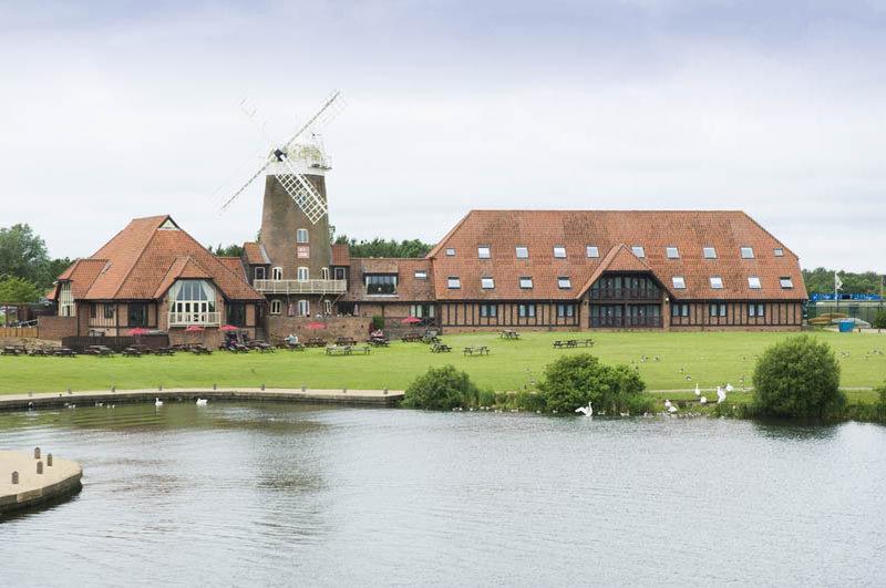 Premier Inn Milton Keynes South Dış mekan fotoğraf